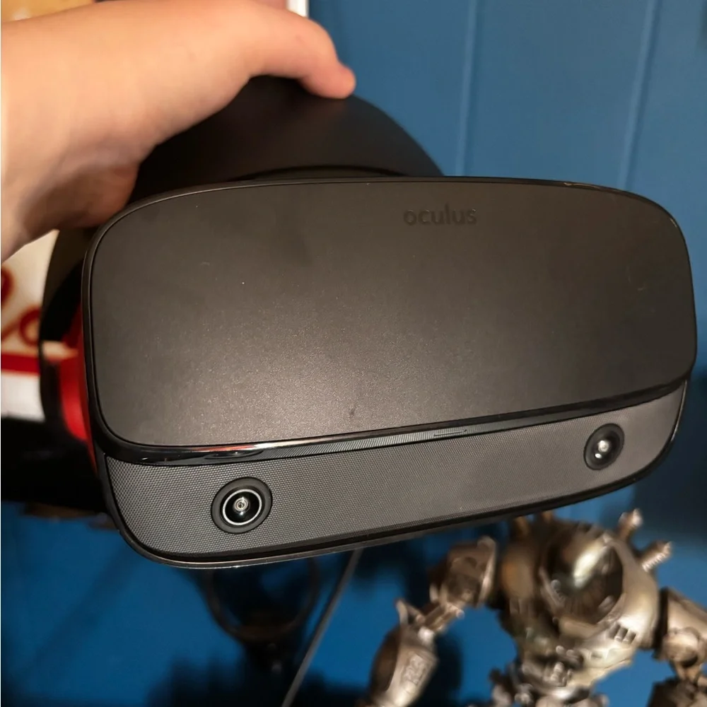 Oculus Black PC & Console VR Headset with Sleek Design